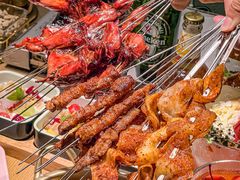 -街角等你.大连海鲜烧烤.经典铁板海鲜串(西安路店)