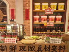 -阿瓦山寨·湘菜现炒·剁椒鱼头王(咸阳总店)