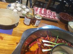 -周幺妹重庆老火锅(银泰城总店)