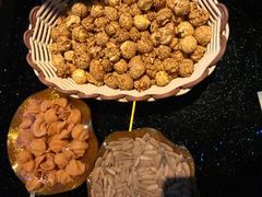 -歌迷量贩KTV(光彩市场店)