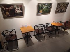 -光海书局(南京东路第一百货店)