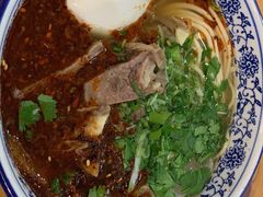 牛肉面-嘻小北·兰州清汤牛肉面(太平洋森活天地店)