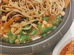 -楼兰古丽·新疆拌面·清真(华阳城店)
