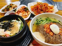 -故乡家韩国料理(丹东街店)