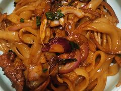 干炒牛河粉-大铁勺新津菜(东丽阳光新业广场店)