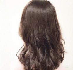 -时尚殿堂明星门店