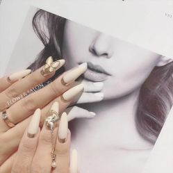 -悦颜美佳·美容·美甲美睫