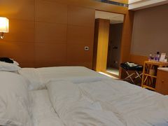 -上海中航虹桥机场泊悦酒店