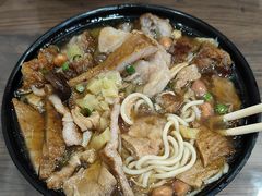 -阿芬卤面(花巷店)
