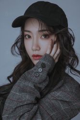 -onlygirl摄影美学馆高端定制(江滩店)