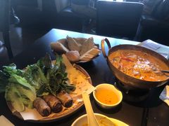 -大头虾越式风味餐厅(光明广场店)