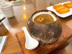 原只椰子炖乌鸡-黄但记老店·陈村粉食府