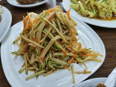 -顶之鲜海鲜餐厅