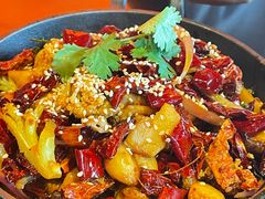 麻辣小香锅-探鱼·鲜青椒爽麻烤鱼(广州欣荣广场店)