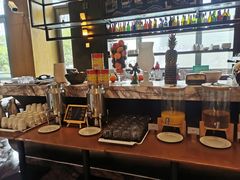 -上海漕河泾万丽酒店
