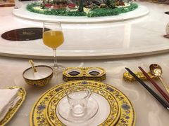 -白金汉爵大酒店-24小时餐厅