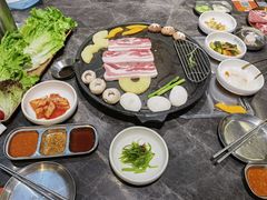 -彭妈家•韩国烤肉料理(张杨路店)