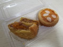 现烤芋泥蛋黄酥-鲍师傅糕点(西站店)
