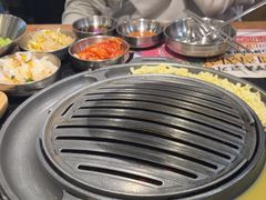 -GOGIYA·咕叽吖韩国传统烤肉店(东方新天地店)