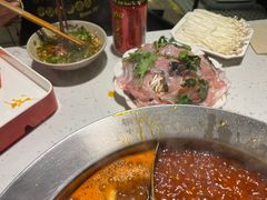 -钢管厂五区小郡肝串串香(奥克斯广场锦城万达店)