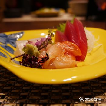 车站下来要走一会，15分钟以内