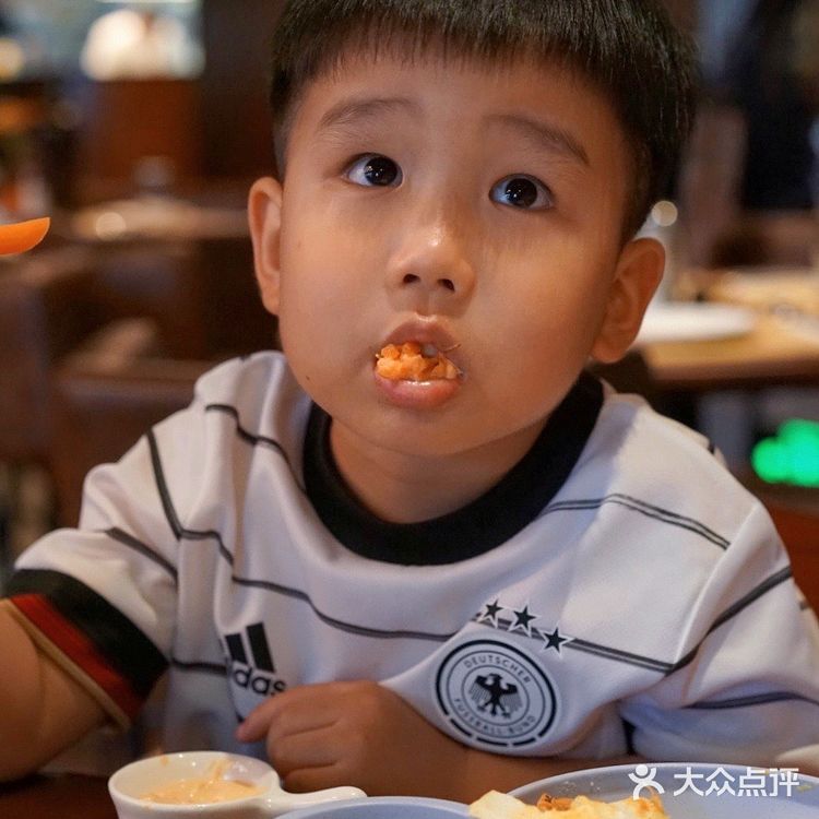 高热量美食精华与高质量人类幼崽的约会