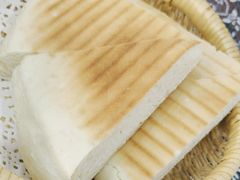 -八两八金·莱芜特色炒鸡(市南漳浦路店)
