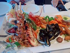 -Top Of Vancouver Revolving Restaurant