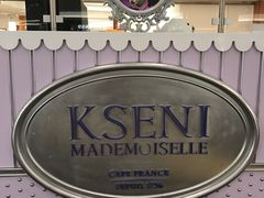 -Kseni Mademoiselle Cafe