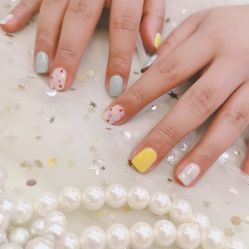 -蜜丝卡伦美甲美睫半永久