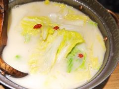 -吃饭皇帝大土家民族菜(正大广场店)