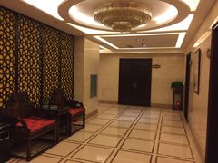 -鲁班小馆(政四街店)