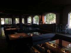 -穹六人间 people 6(岳阳路店)