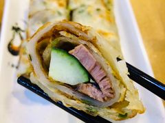葱饼卷牛肉-台北楚楚园馅饼粥(虹桥南丰城店)