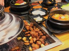 -肉甲韩国木炭烤肉(新壹街1店)