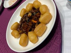 脆皮鲜奶拼蚝油牛肉-和记小菜(大宁店)