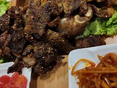 -老兰家传统烧烤炒菜泡馍(小南门店)