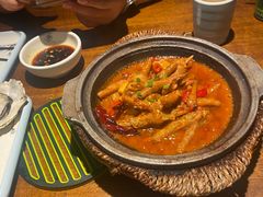 石锅芋儿鸡爪煲-乔街深夜食堂·小龙虾·高压锅生蚝(杭州总店)