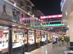 -解放路步行街                