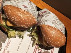 -The Habit Burger Grill 哈比特汉堡(复兴soho店)