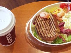 三文鱼藜麦沙拉-COSTA COFFEE(西直门店)