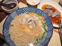 -荣家黄鱼面(前滩太古里店)
