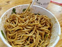 -罗氏热干牛肉面(中南三路店)