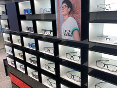 -LensCrafters亮视点(东方新天地店)
