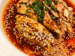 -渝信川菜 · 川味家常菜(财富购物中心店)