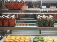 -奈雪的茶(湖滨银泰in77C区PRO店)
