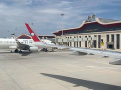 -敦煌莫高国际机场