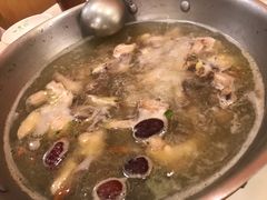 -一席地·本地鸡窝·杭帮鸡火锅(萧山银隆百货店)