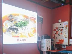 -川流不息·地道川菜·小龙虾(新松江路店)