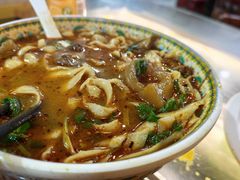 -金杨拉面王小吃面馆·牛三宝面·红烧牛肉粉